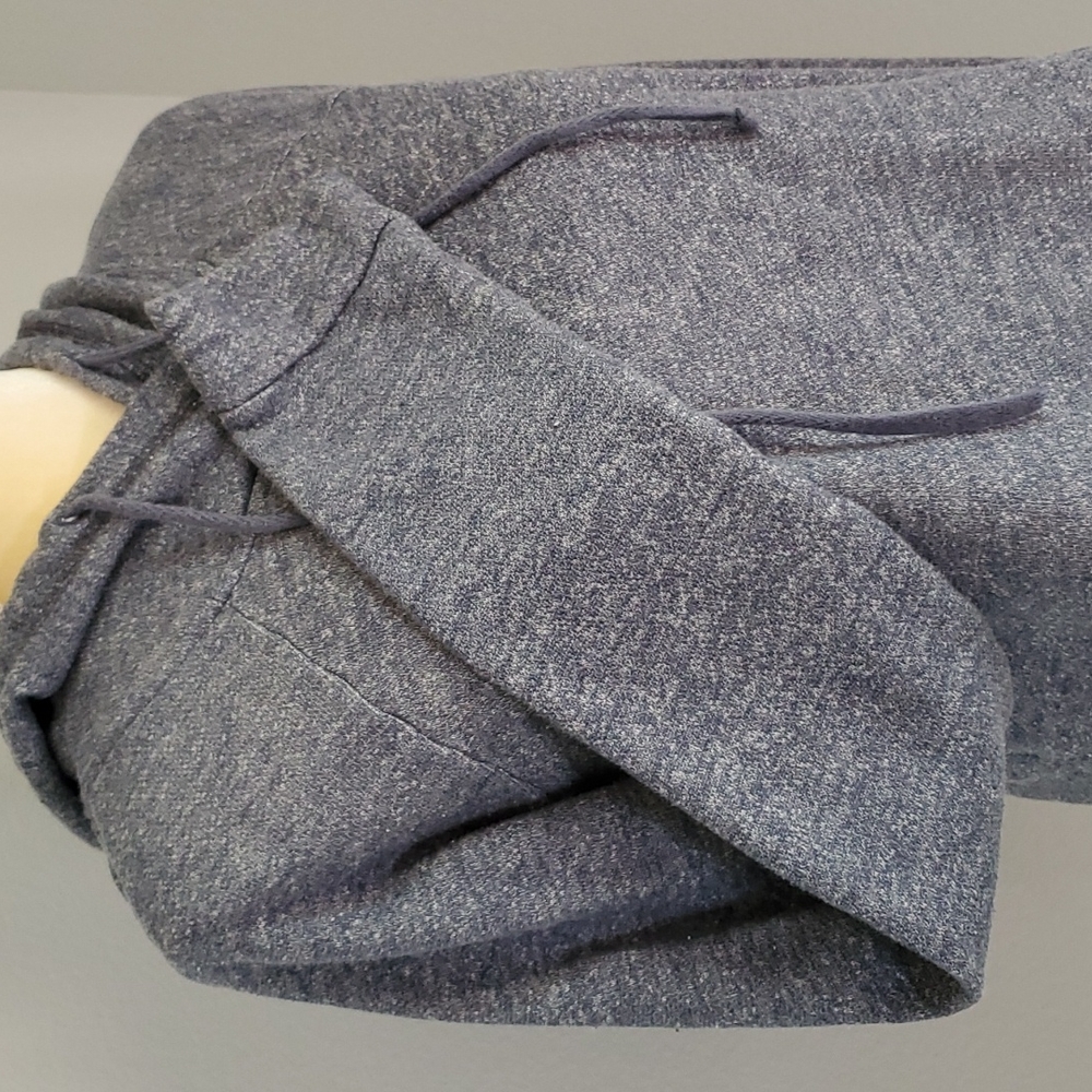 Hollister crop hoodie - Picture 3 of 5